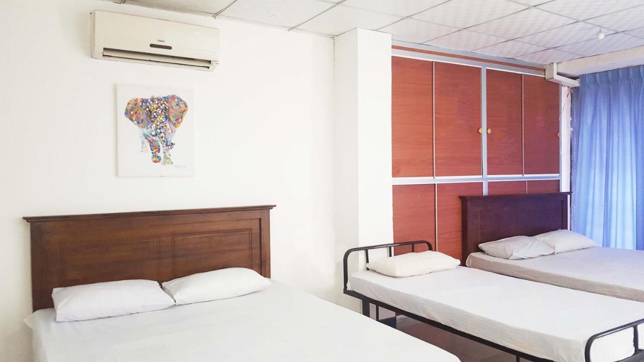 The Beehive Colombo Hotel Luaran gambar